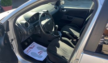 Ford Fiesta 1.4 Ghia completo